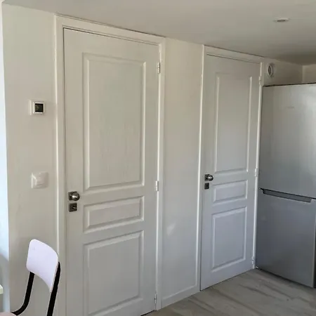 וילה La Petite Maison De ונס